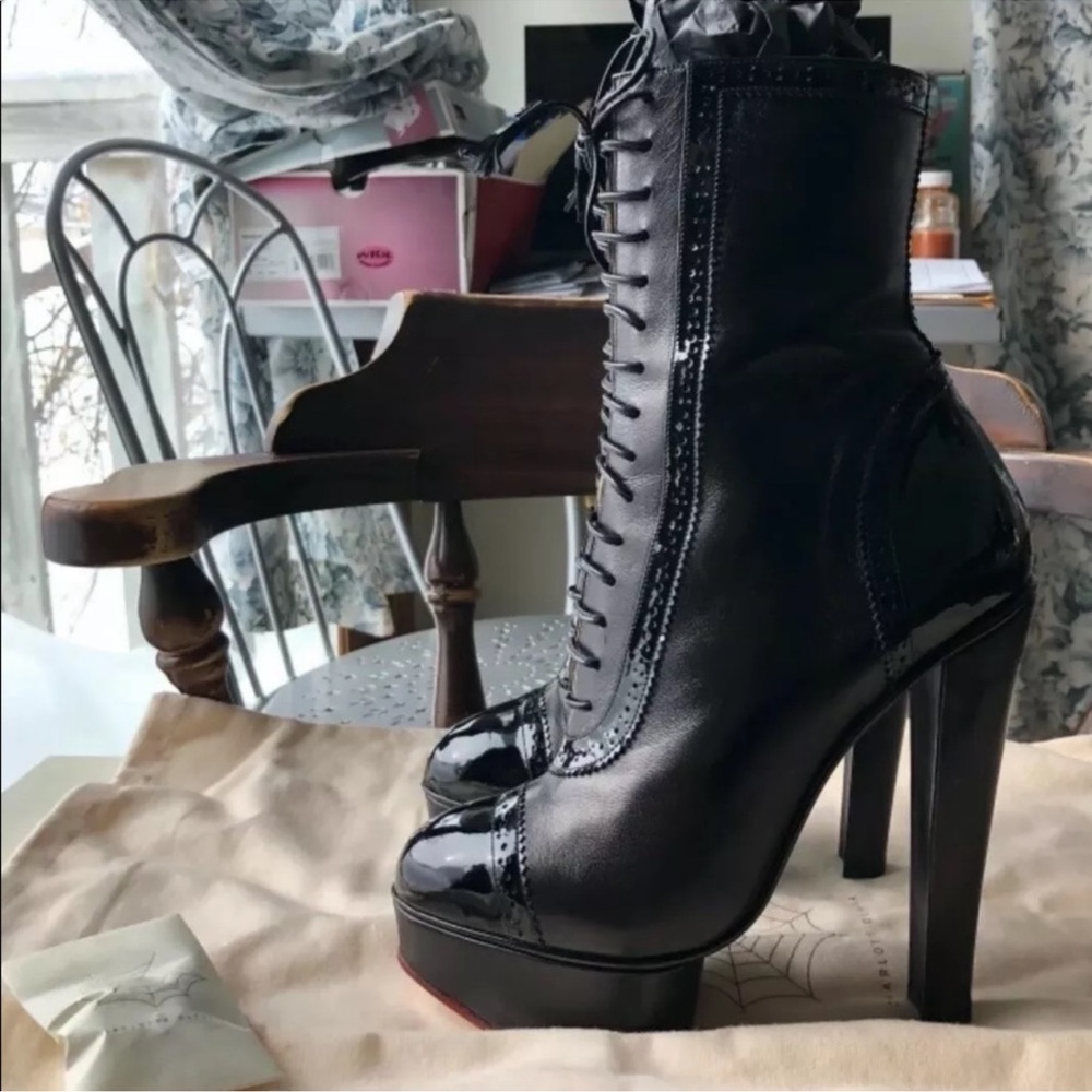 Charlotte Olympia Raine Boots RARE 39 NIB